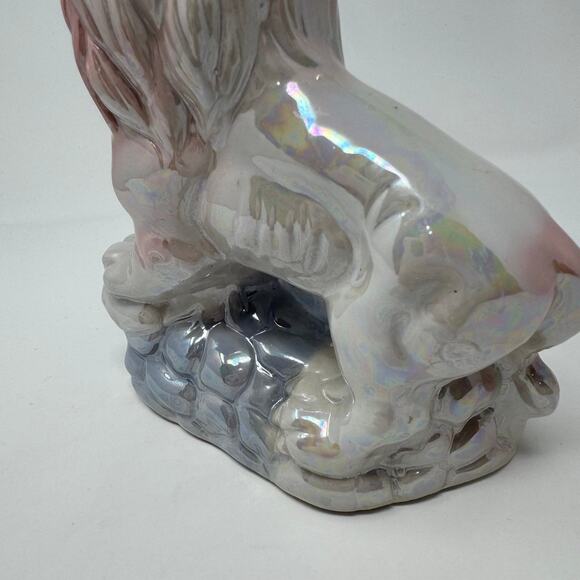 Vintage Pearl Lustreware Porcelain Lion Statue Pastel Pink & Blue - Picture 6 of 11